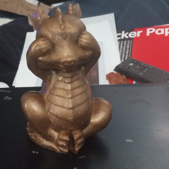 Handmade Bronze Resin See No Evil Dragon statue - Picture 1 of 5